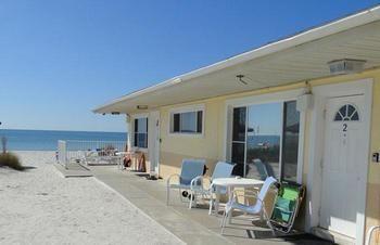 White Sands Beach Resort Holmes Beach Buitenkant foto