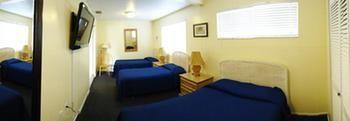White Sands Beach Resort Holmes Beach Buitenkant foto