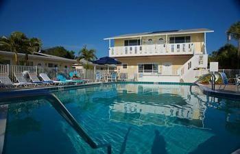 White Sands Beach Resort Holmes Beach Buitenkant foto